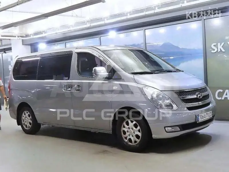 2012 Hyundai Starex