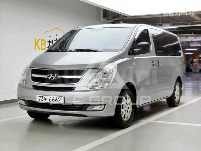 2012 Hyundai Starex