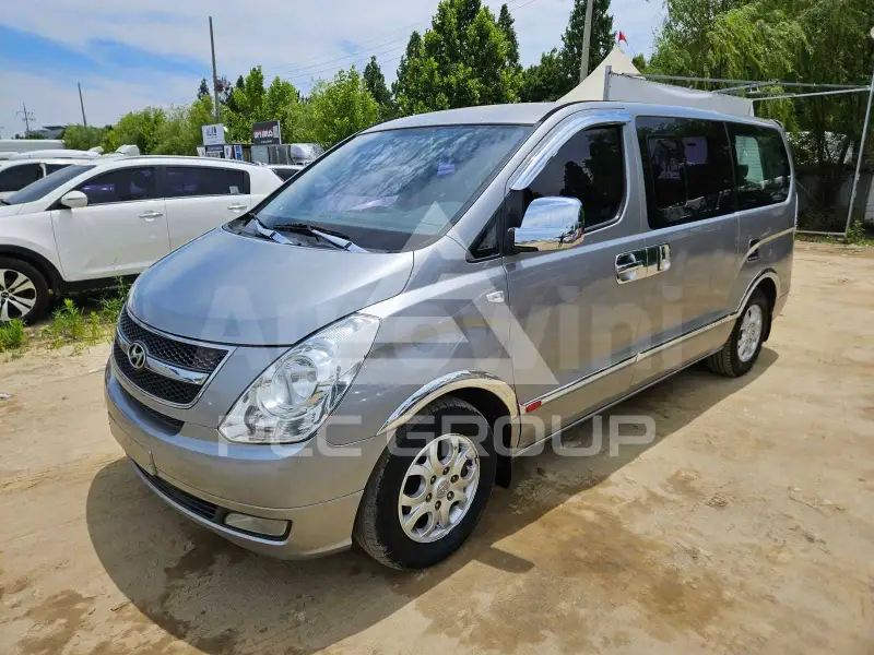 2012 Hyundai Starex