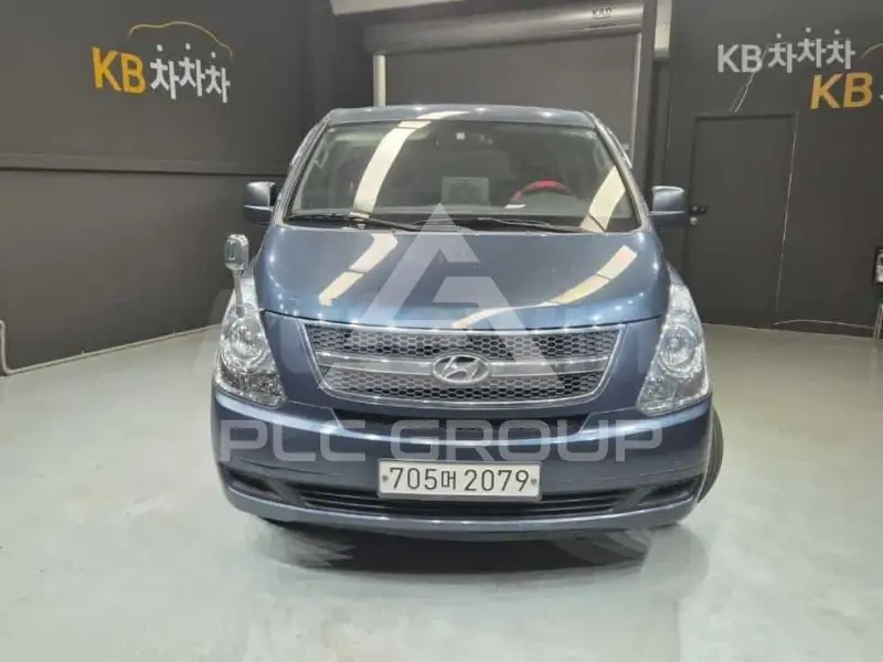 2012 Hyundai Starex