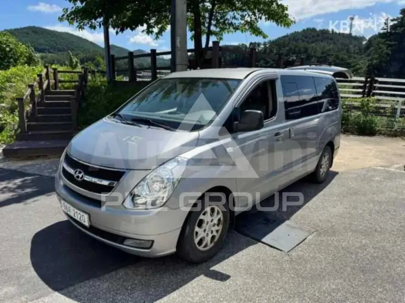 2012 Hyundai Starex