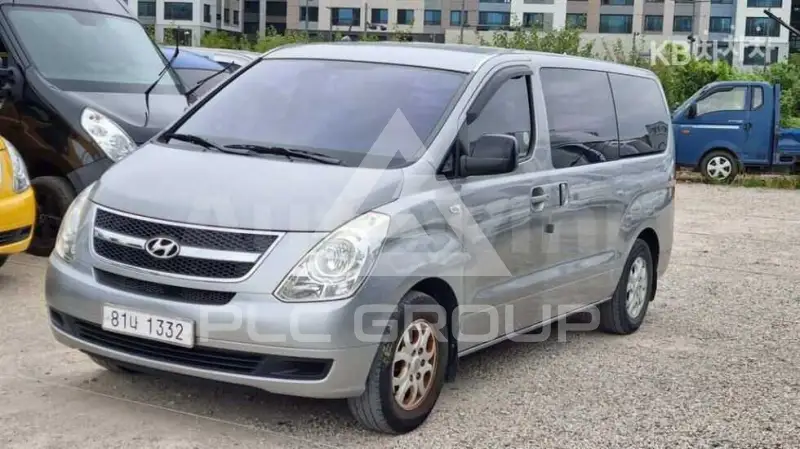 2012 Hyundai Starex