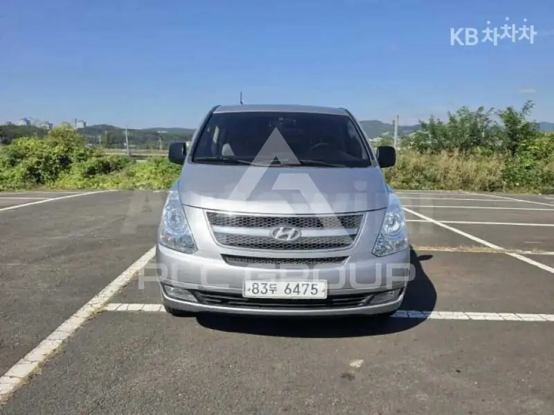 2012 Hyundai Starex