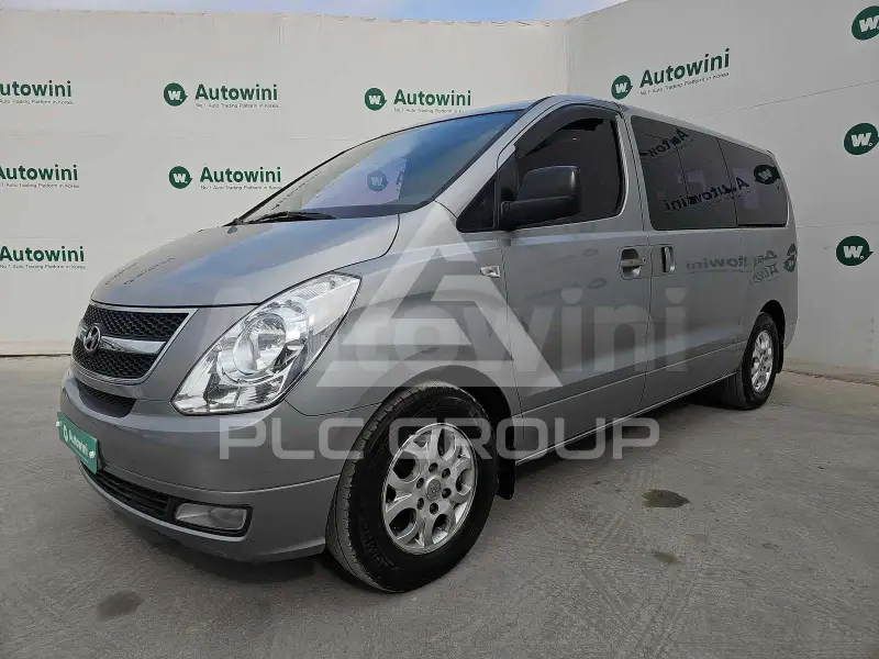 2012 Hyundai Starex