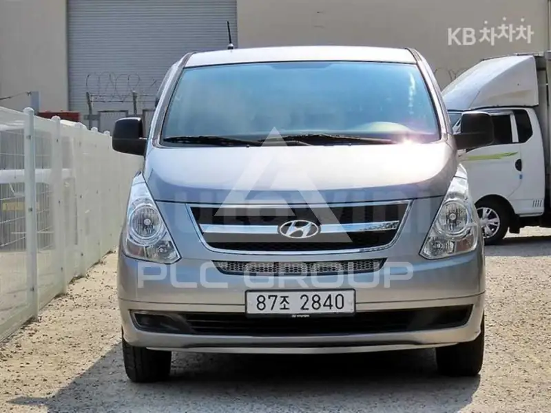 2012 Hyundai Starex