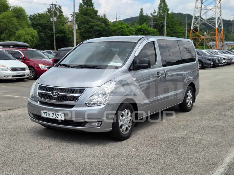 2012 Hyundai Starex