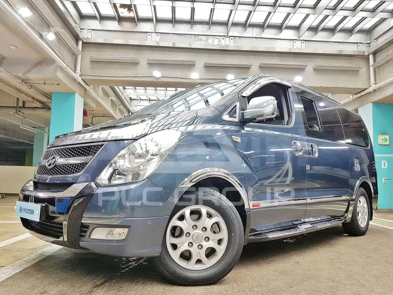 2012 Hyundai Starex