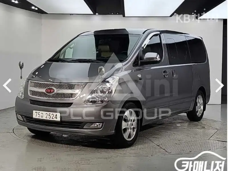 2012 Hyundai Starex