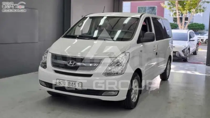2012 Hyundai Starex