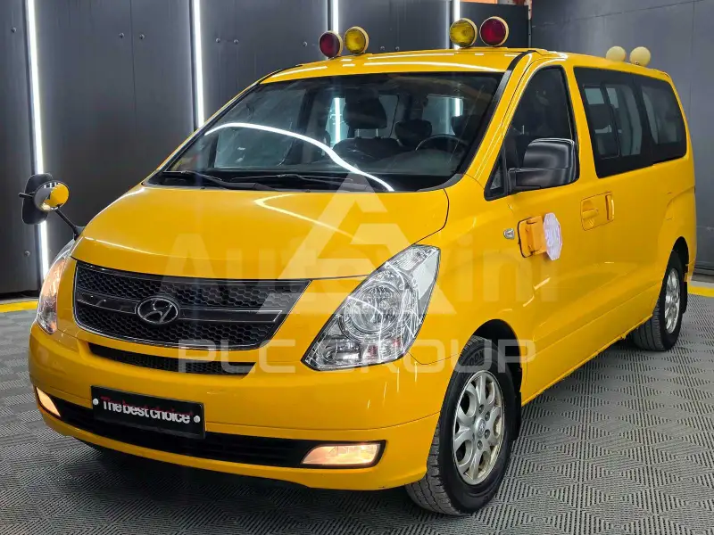 2012 Hyundai Starex