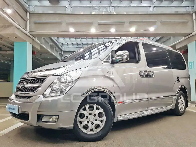 2012 Hyundai Starex