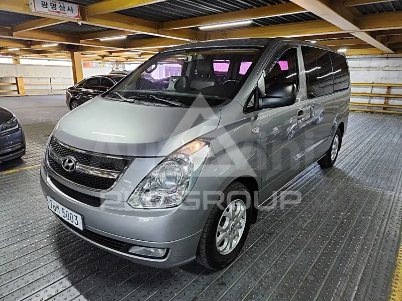 2012 Hyundai Starex