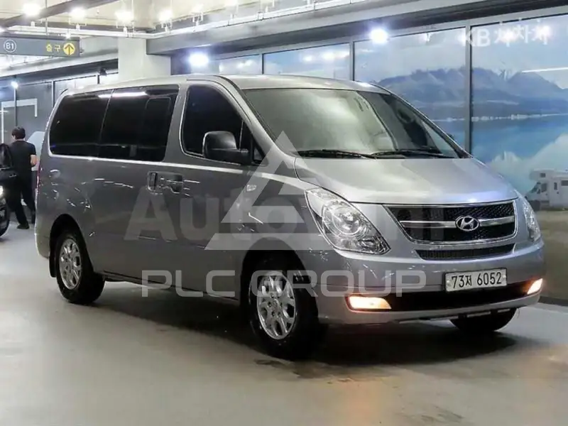 2012 Hyundai Starex