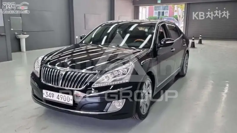 2012 Hyundai Equus
