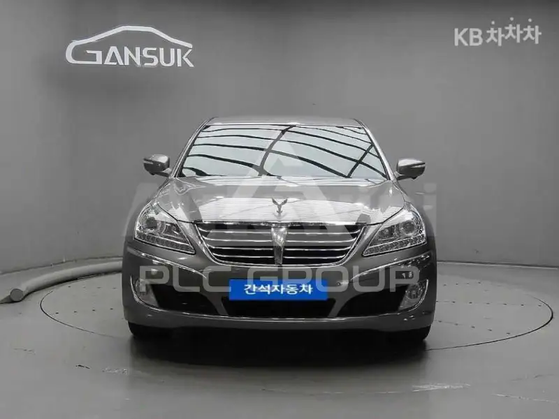 2012 Hyundai Equus