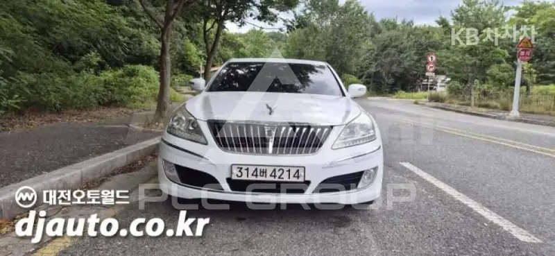 2012 Hyundai Equus