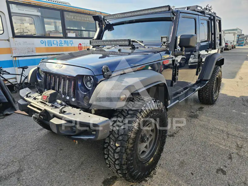 2013 Jeep WRANGLER