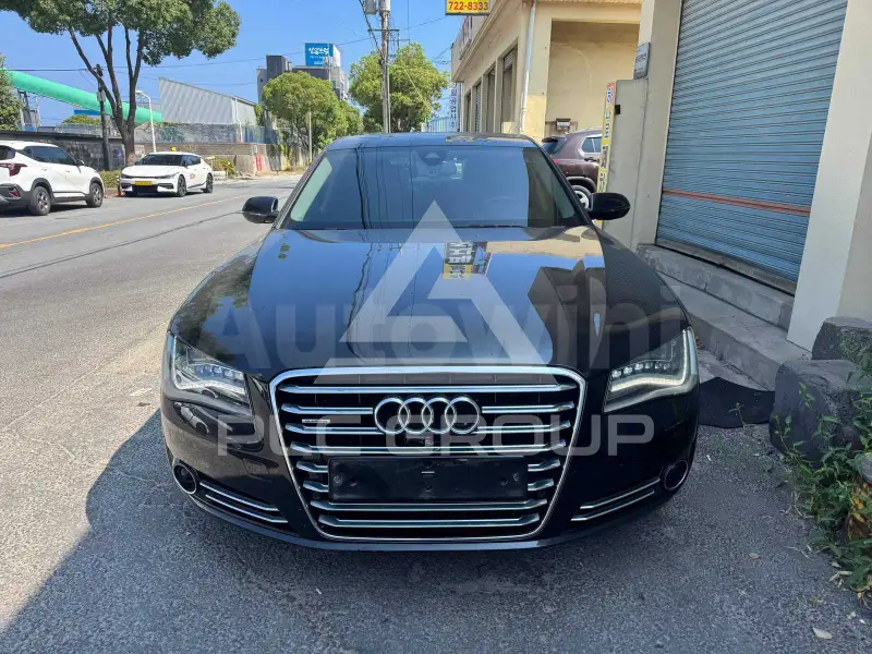 2013 Audi A8