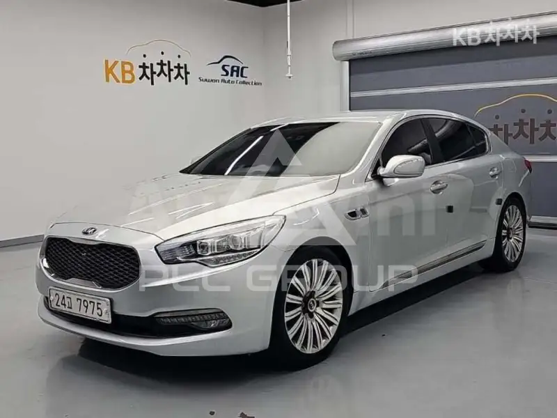 2013 KIA K9