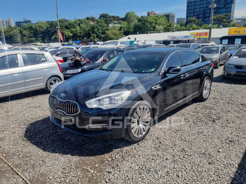 2013 KIA K9