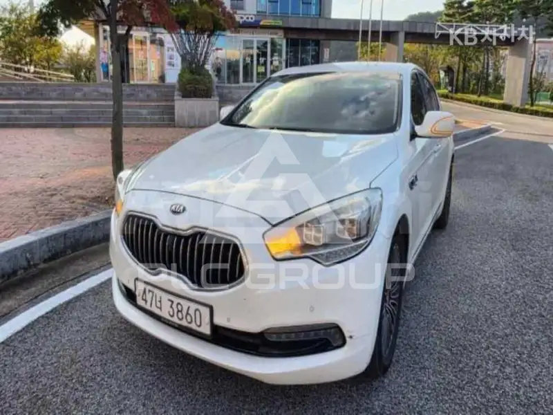 2013 KIA K9