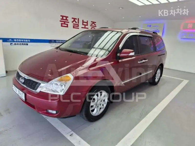 2013 KIA Carnival