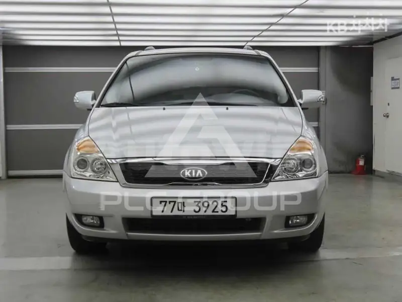 2013 KIA Carnival