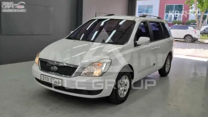 2013 KIA Carnival