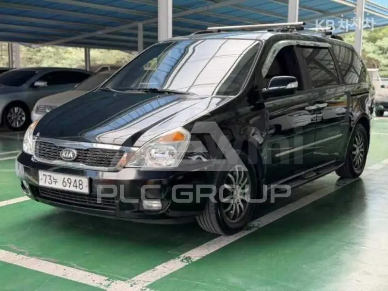 2013 KIA Carnival