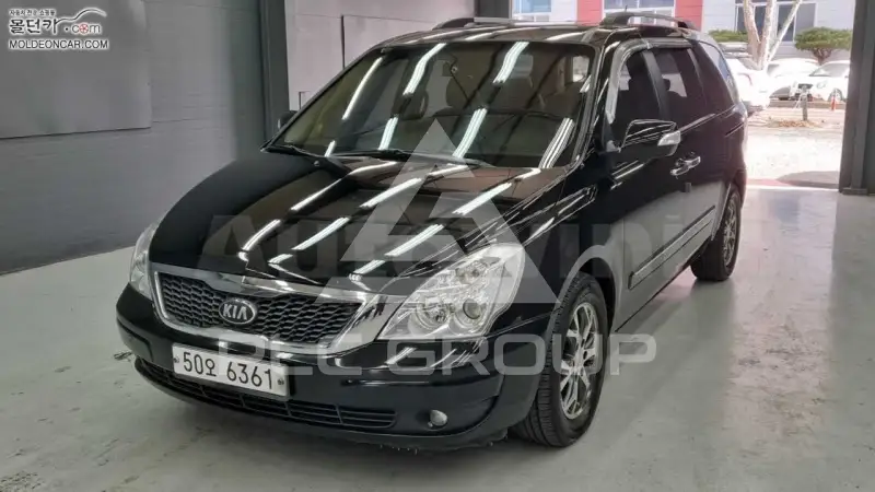 2013 KIA Carnival