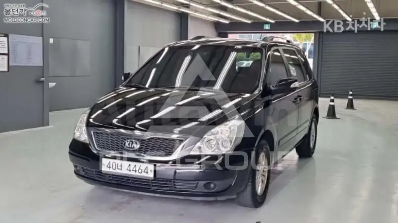 2013 KIA Carnival
