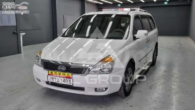 2013 KIA Carnival