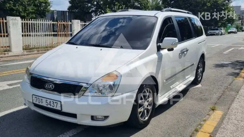 2013 KIA Carnival