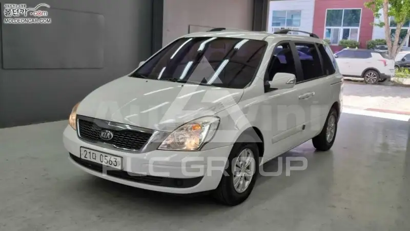 2013 KIA Carnival