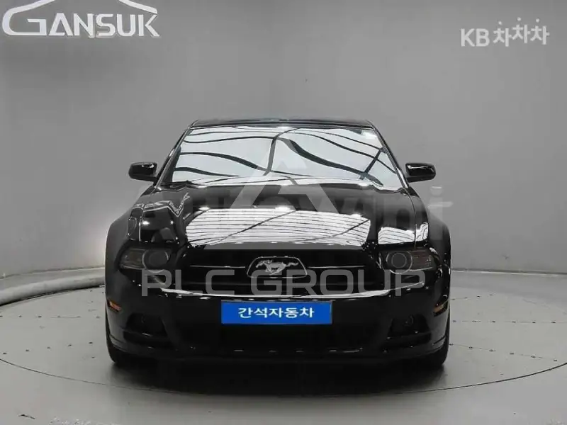 2013 Ford MUSTANG