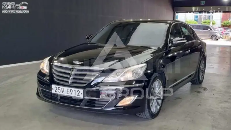 2013 Hyundai Genesis