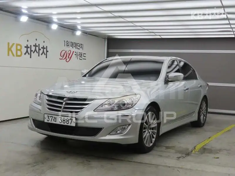 2013 Hyundai Genesis