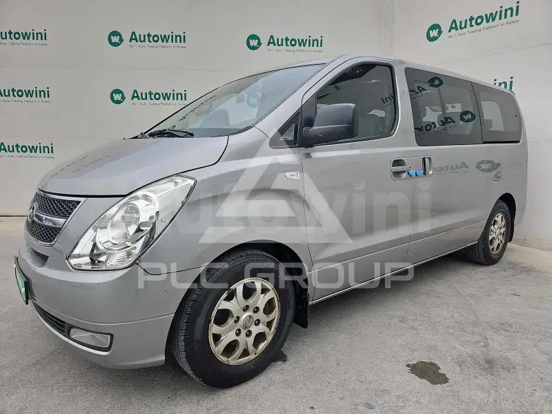 2013 Hyundai Starex