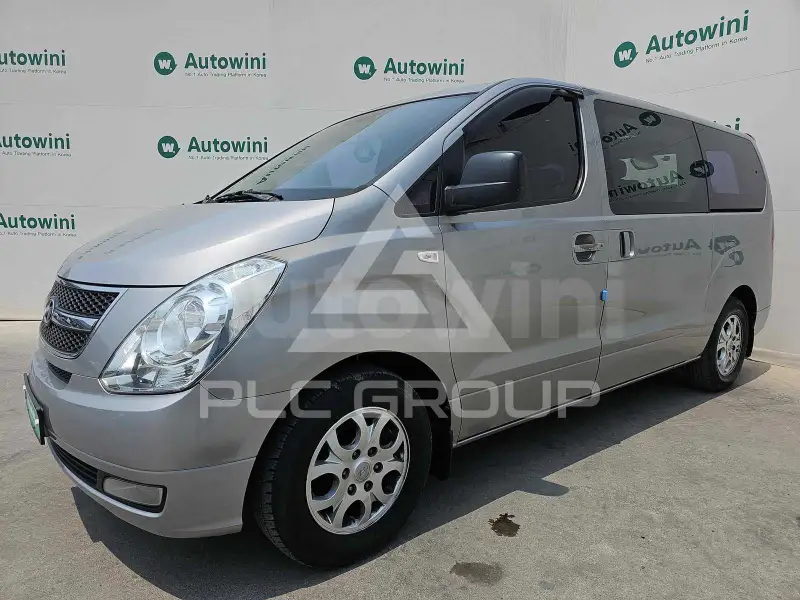 2013 Hyundai Starex