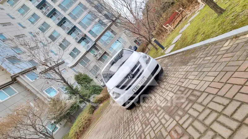 2013 Hyundai Starex