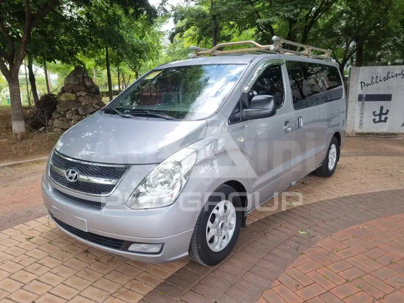 2013 Hyundai Starex