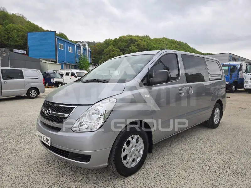 2013 Hyundai Starex