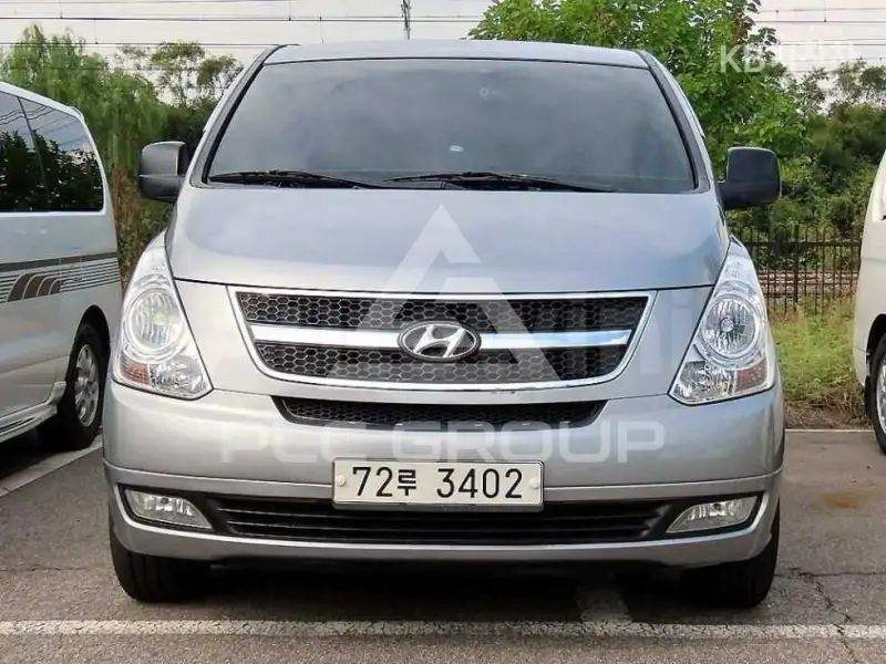 2013 Hyundai Starex
