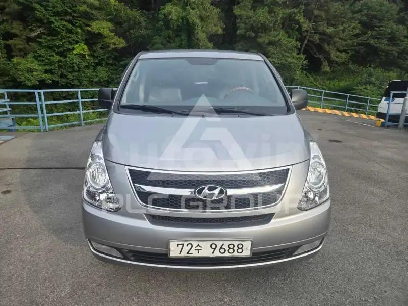 2013 Hyundai Starex