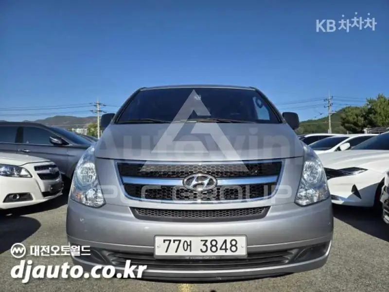 2013 Hyundai Starex