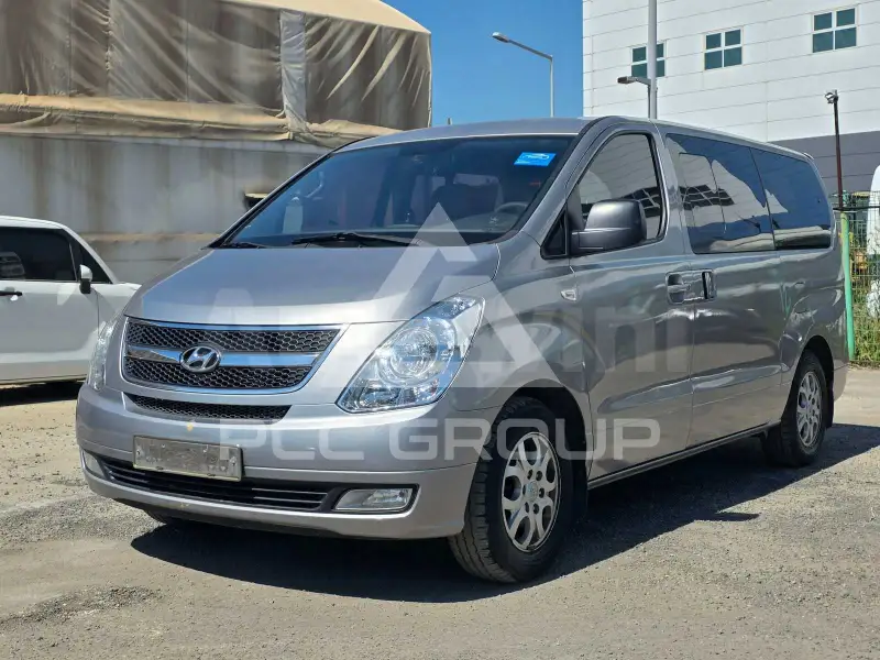 2013 Hyundai Starex