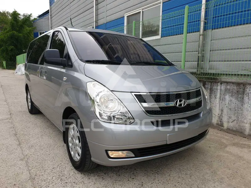 2013 Hyundai Starex