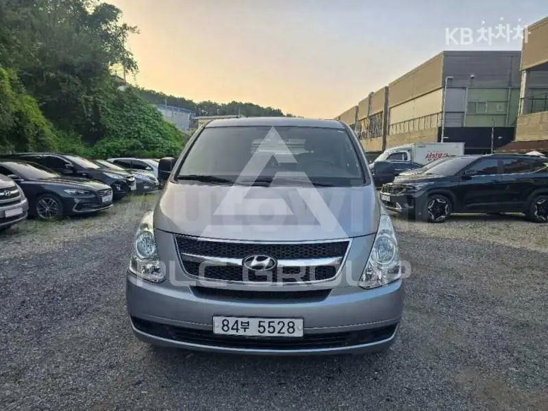 2013 Hyundai Starex