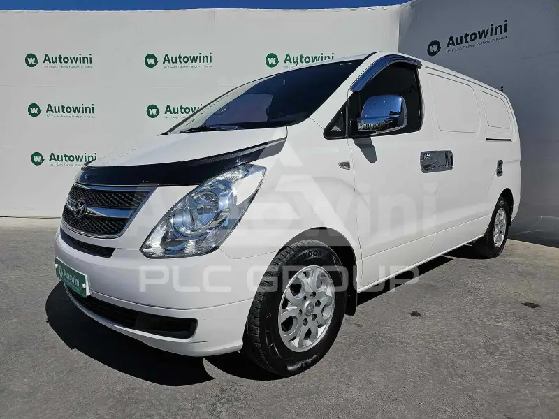 2013 Hyundai Starex