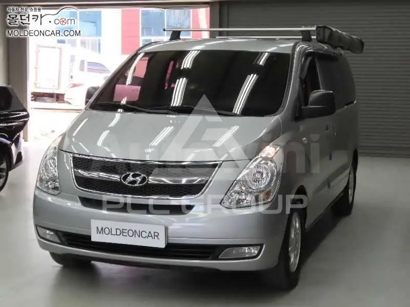 2013 Hyundai Starex